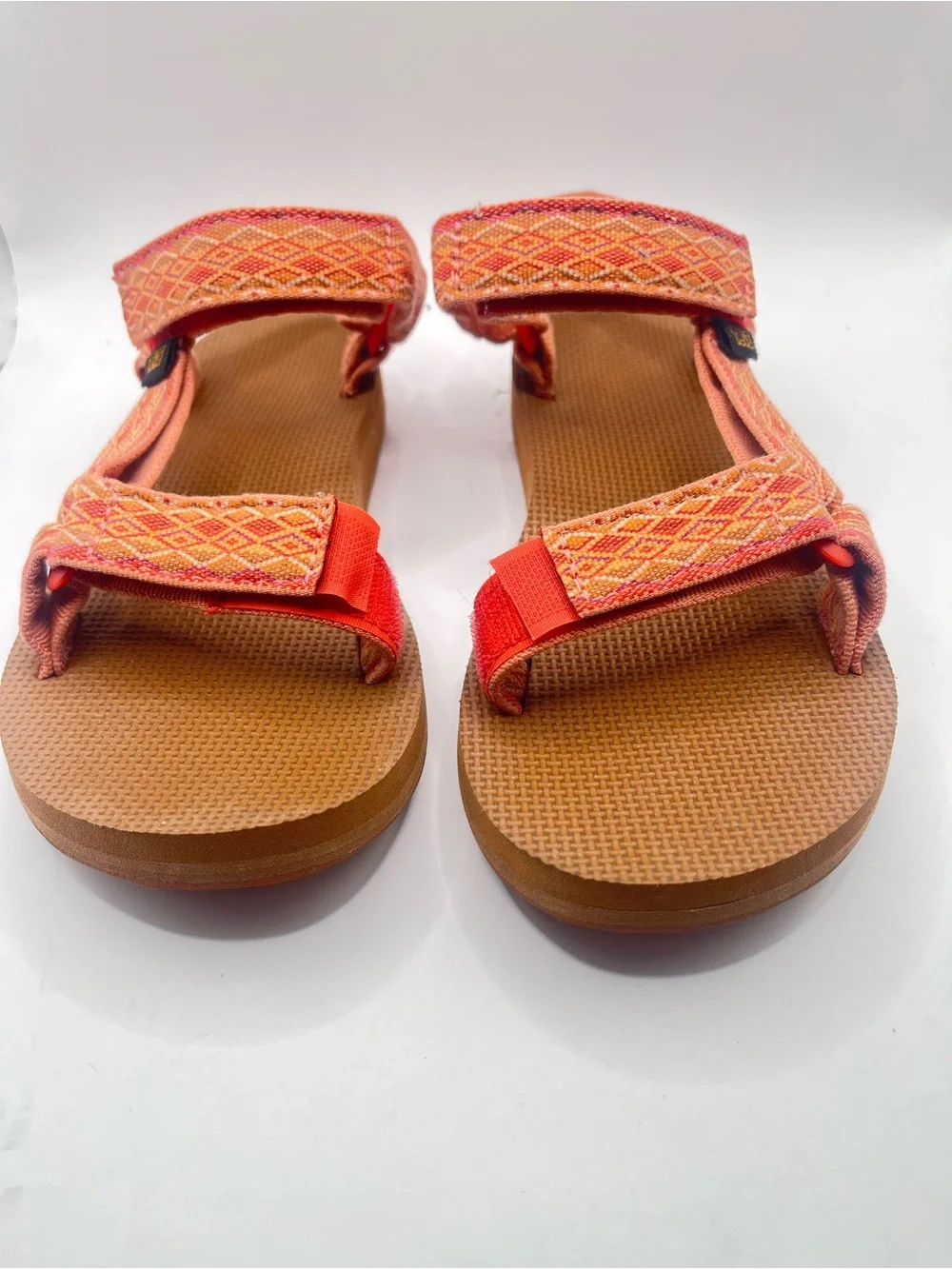 Teva Original Universal Women’s 6 Peach Patterned Strap Sandals